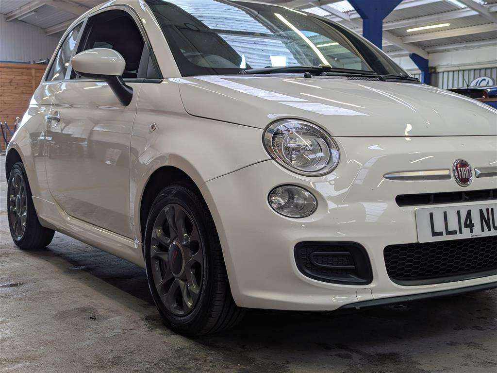 <p>2014 FIAT 500 S</p>