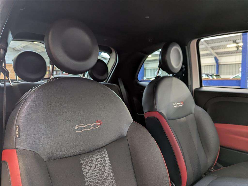 <p>2014 FIAT 500 S</p>