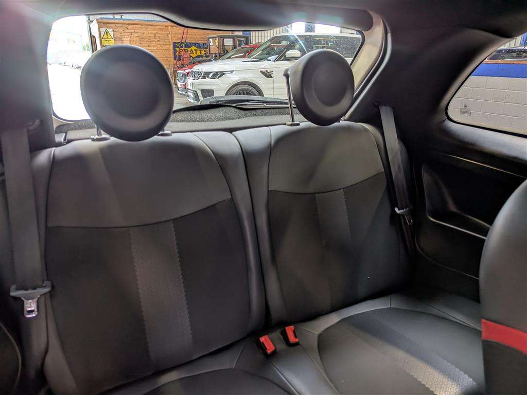 <p>2014 FIAT 500 S</p>