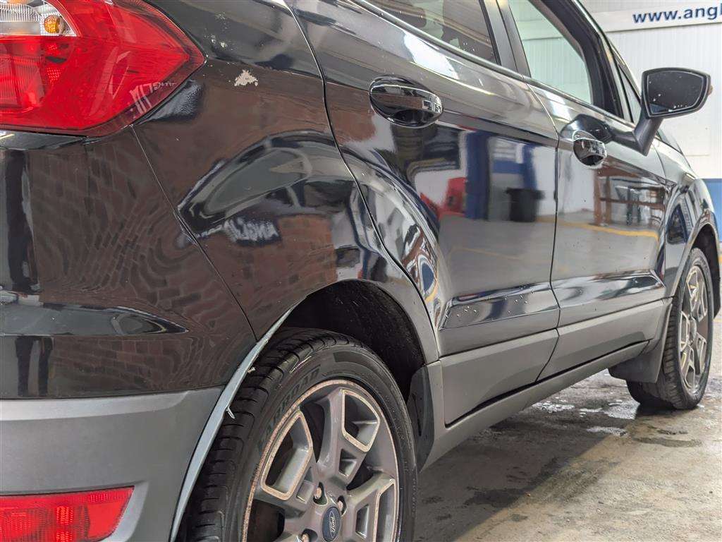 <p>2016 FORD ECOSPORT TITANIUM TURBO</p>