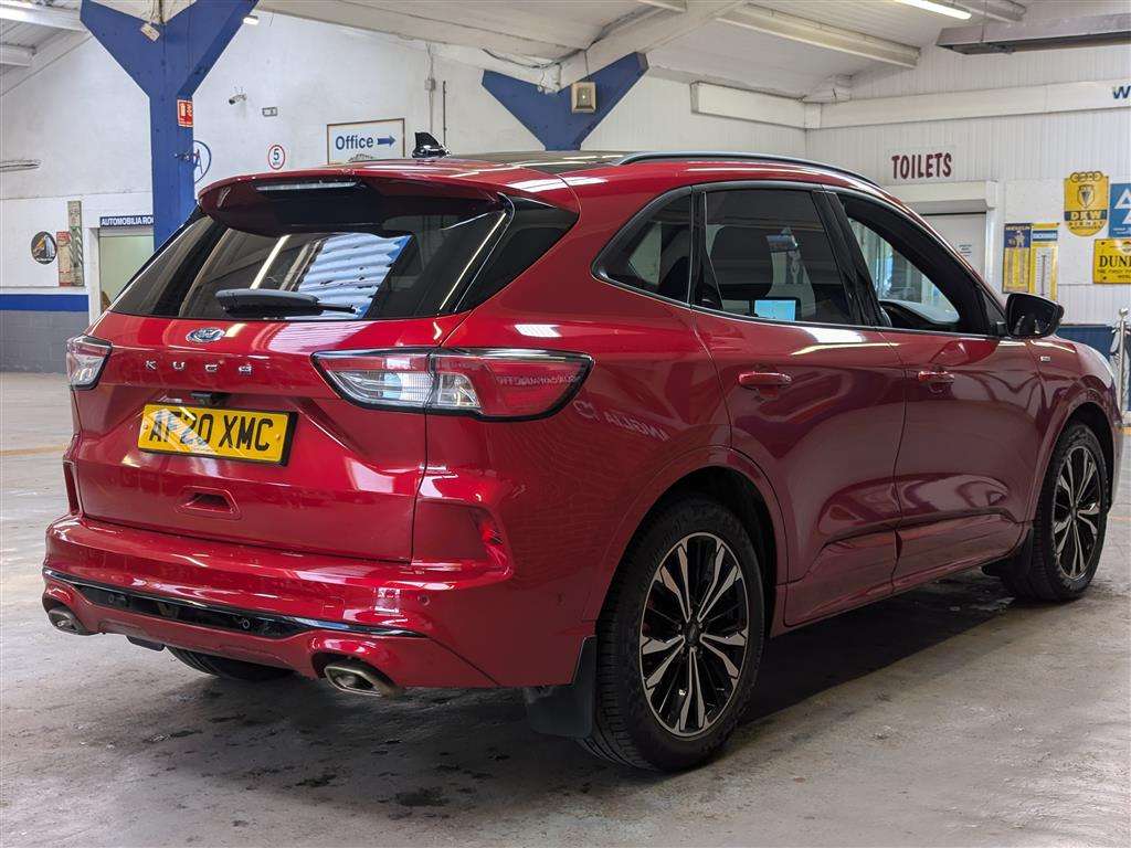 <p>2020 FORD KUGA ST-LINE X FIRST EDIT</p>