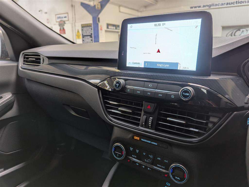 <p>2020 FORD KUGA ST-LINE X FIRST EDIT</p>