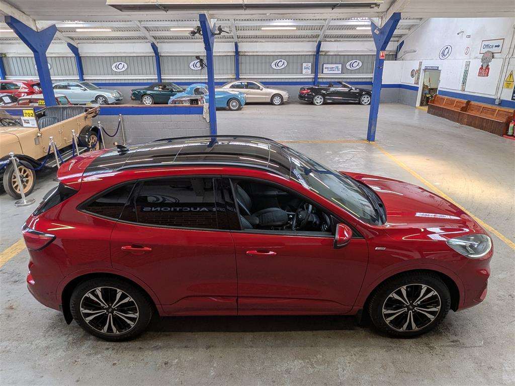 <p>2020 FORD KUGA ST-LINE X FIRST EDIT</p>
