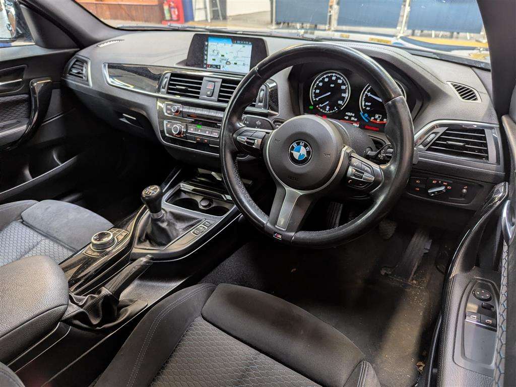 <p>2018 BMW 218I M SPORT</p>