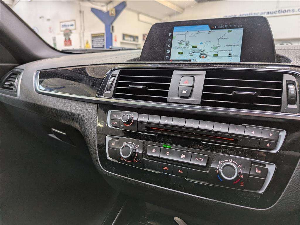 <p>2018 BMW 218I M SPORT</p>