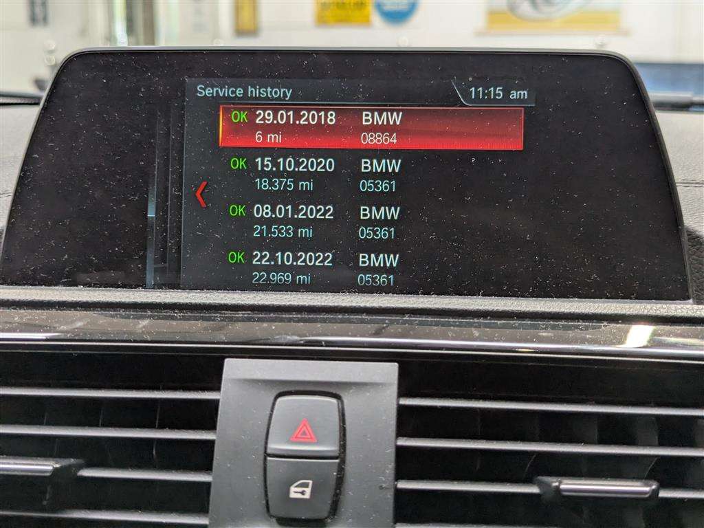 <p>2018 BMW 218I M SPORT</p>