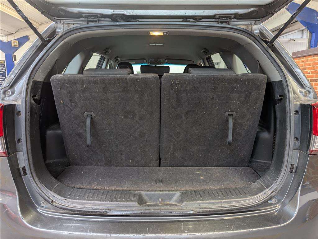 <p>2013 KIA SORENTO KX-1 CRDI 4X4</p>