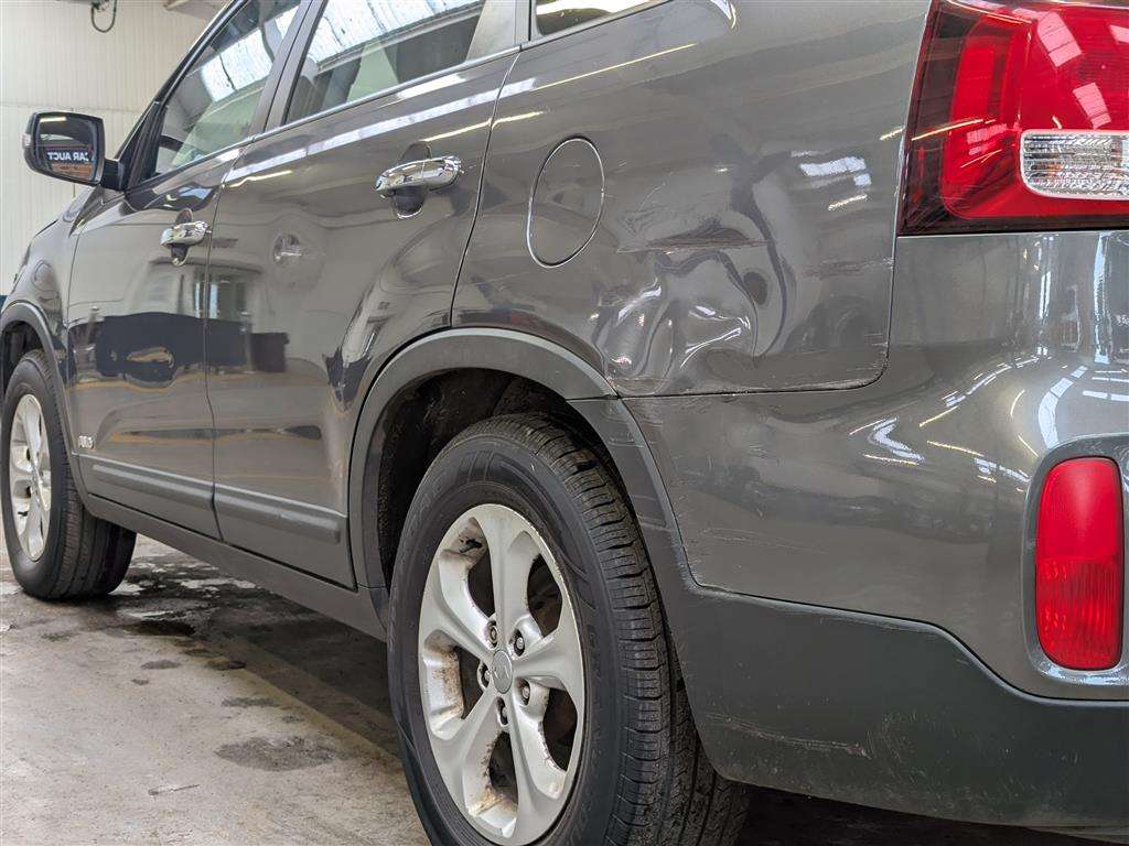 <p>2013 KIA SORENTO KX-1 CRDI 4X4</p>