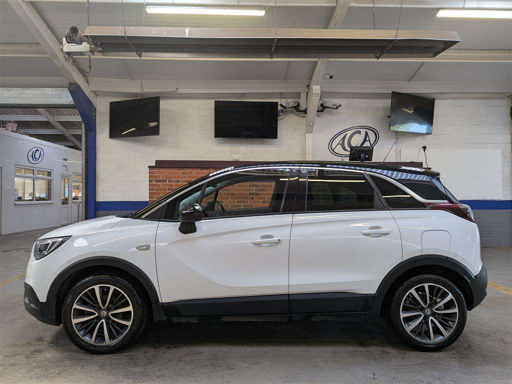 <p>2019 VAUXHALL CROSSLAND X ELITE</p>