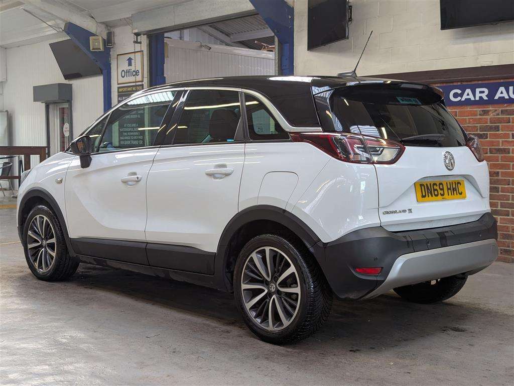 <p>2019 VAUXHALL CROSSLAND X ELITE</p>