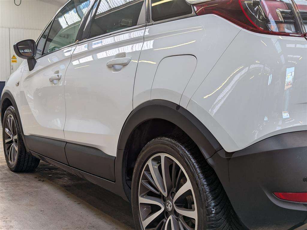 <p>2019 VAUXHALL CROSSLAND X ELITE</p>