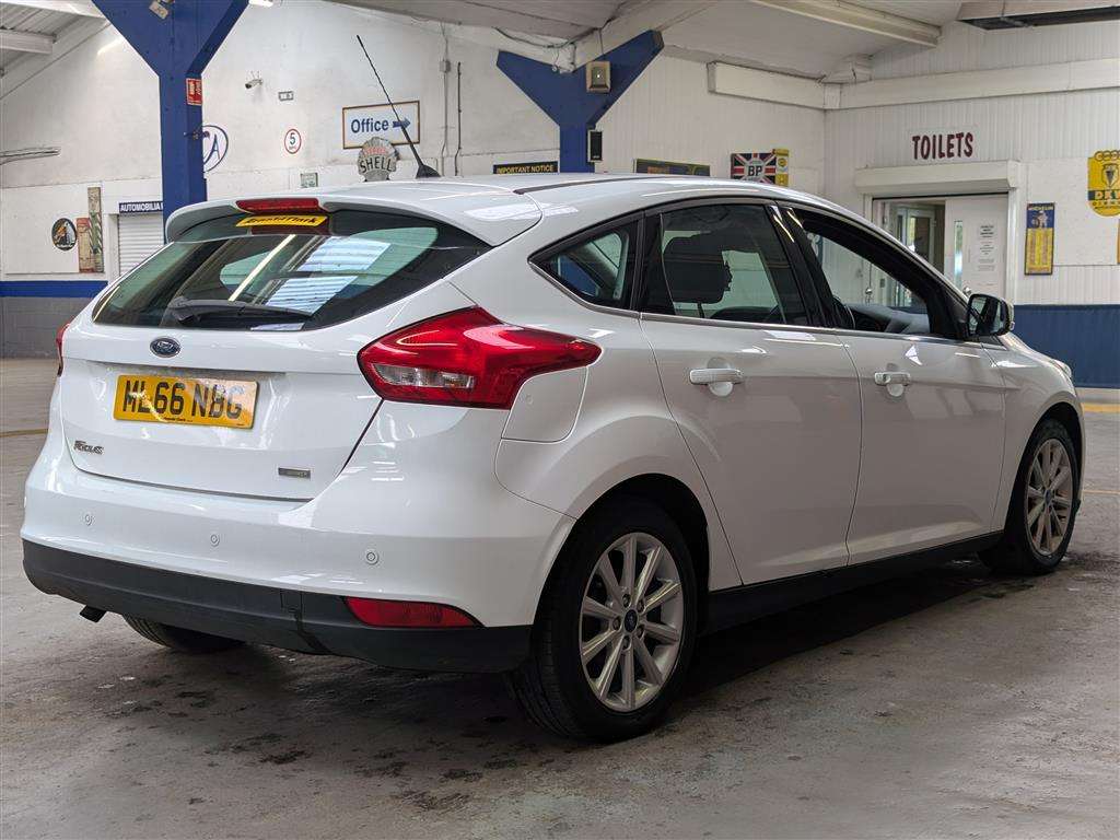 <p>2016 FORD FOCUS TITANIUM</p>