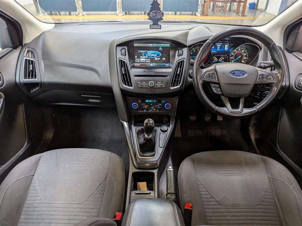 <p>2016 FORD FOCUS TITANIUM</p>