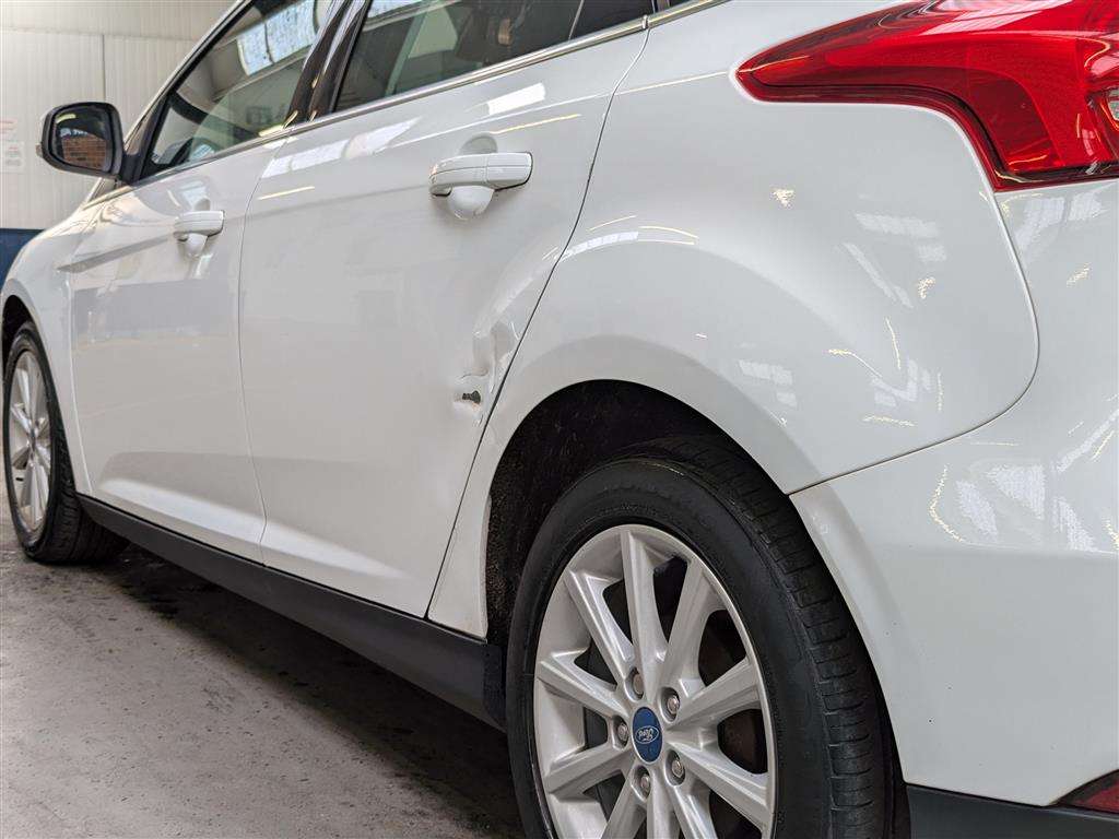 <p>2016 FORD FOCUS TITANIUM</p>