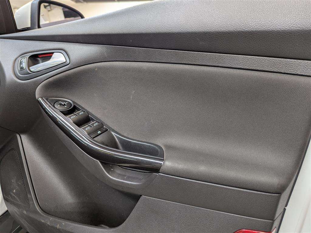 <p>2016 FORD FOCUS TITANIUM</p>