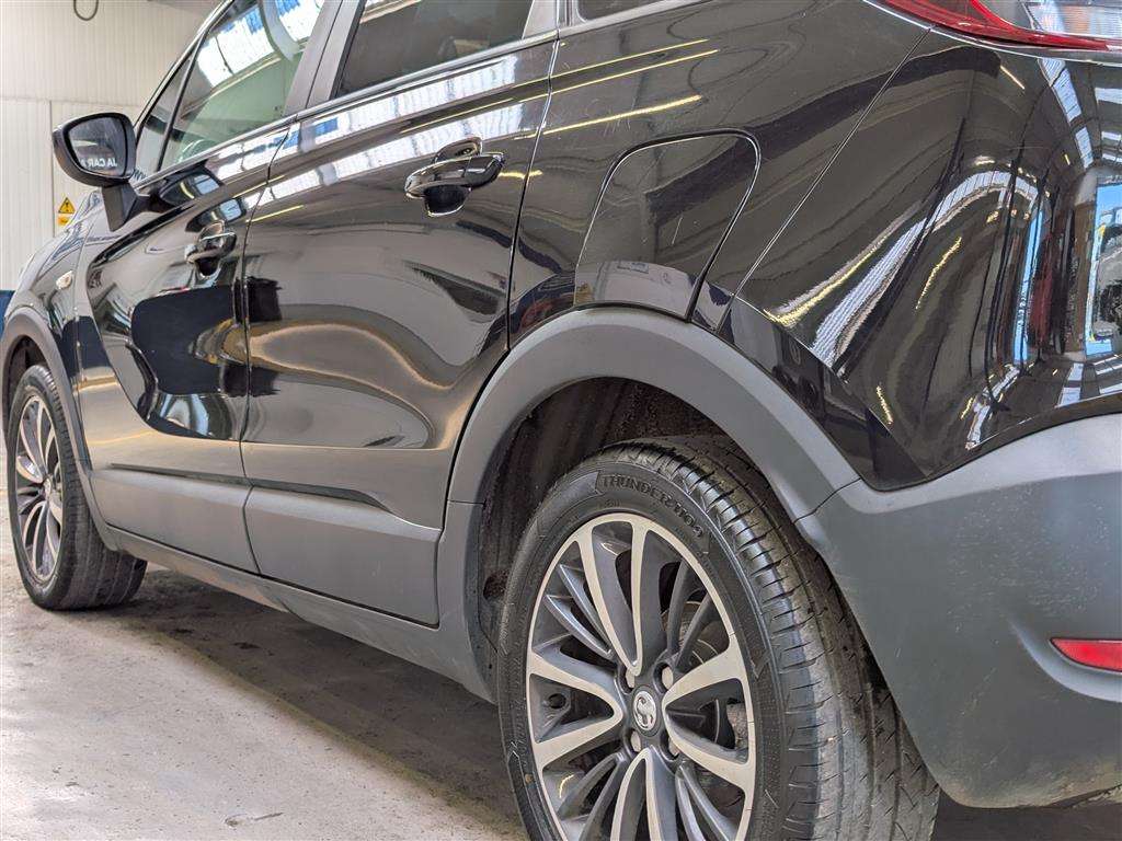 <p>2018 VAUXHALL CROSSLAND X ELITE</p>