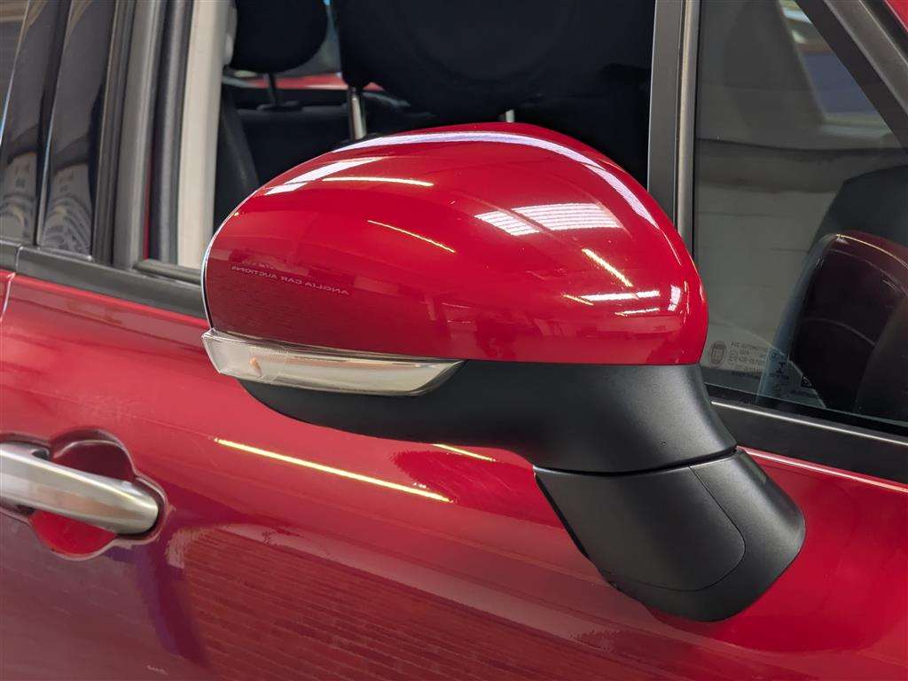 <p>2016 FIAT 500X CROSS + MULTIJET</p>