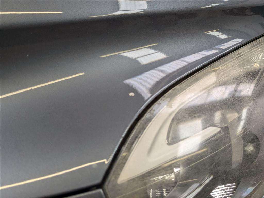 <p>2013 VOLVO V40 R-DESIGN D4</p>