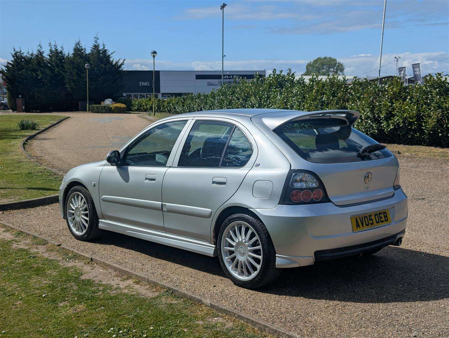 <p>2005 MG ZR 120 TROPHY SE</p>