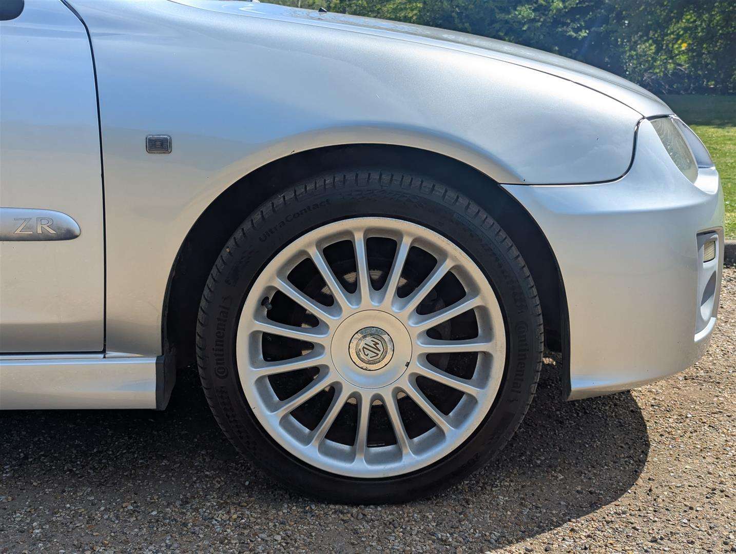 <p>2005 MG ZR 120 TROPHY SE</p>