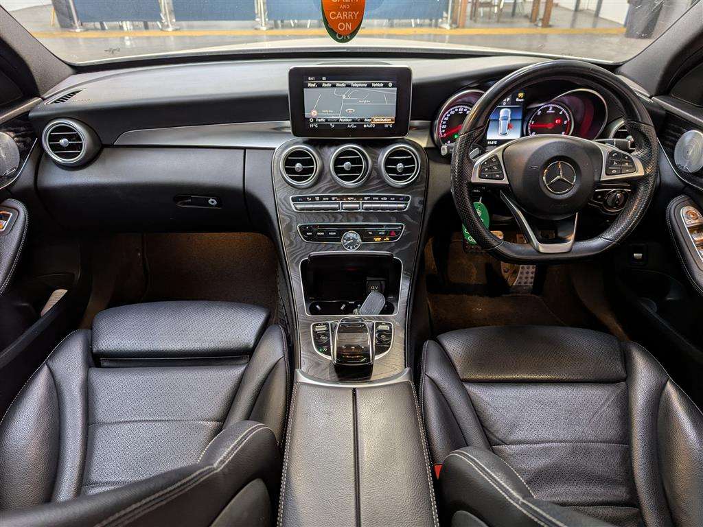<p>2018 MERCEDES-BENZ C 250 AMG LINE PREMIUM +</p>