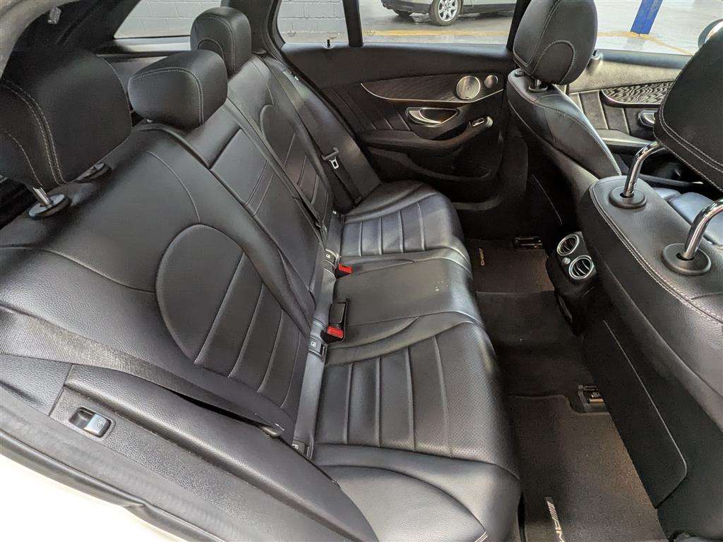 <p>2018 MERCEDES-BENZ C 250 AMG LINE PREMIUM +</p>