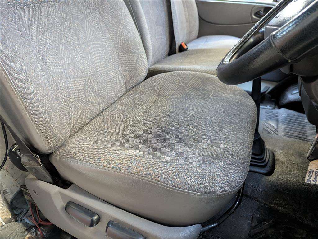 <p>2001 FORD TRANSIT 350 LWB TD</p>