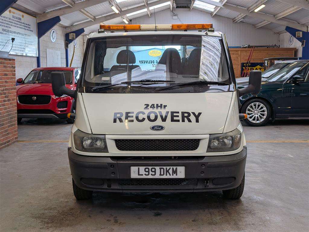 <p>2001 FORD TRANSIT 350 LWB TD</p>