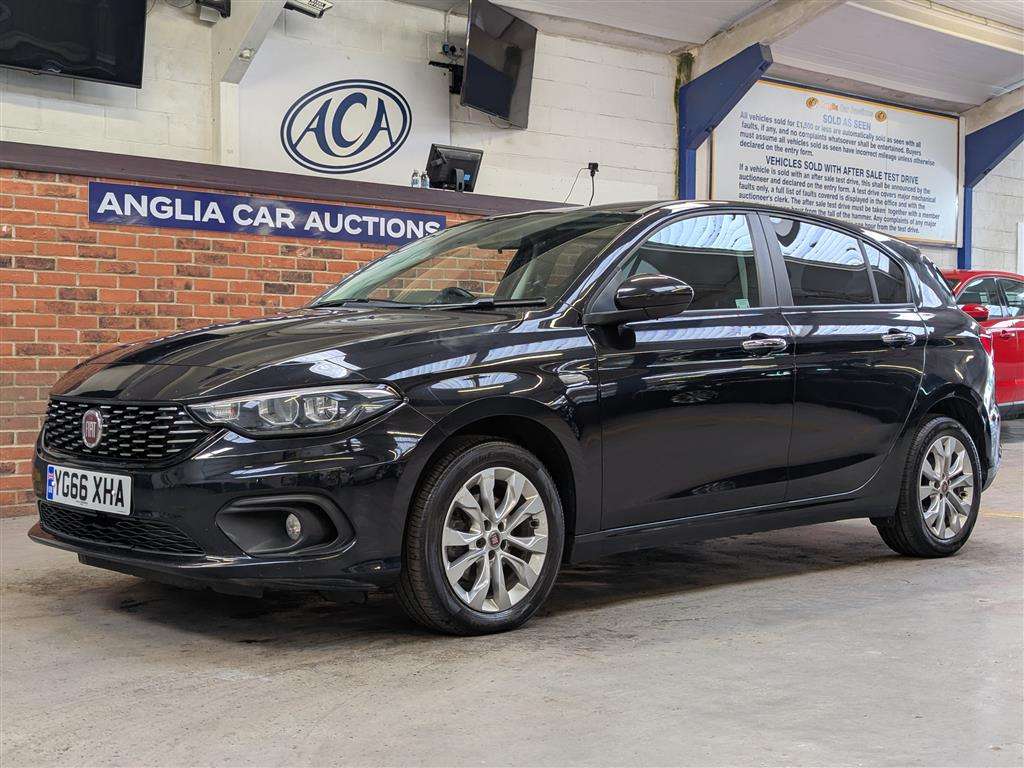 <p>2016 FIAT TIPO EASY + MULITJET</p>