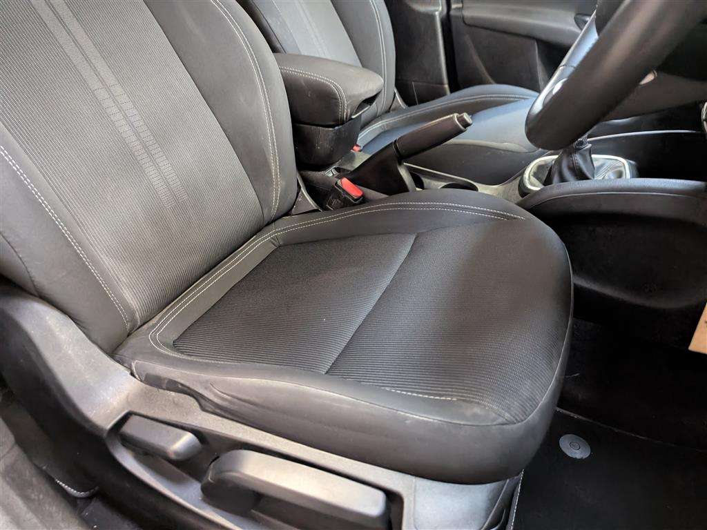 <p>2016 FIAT TIPO EASY + MULITJET</p>