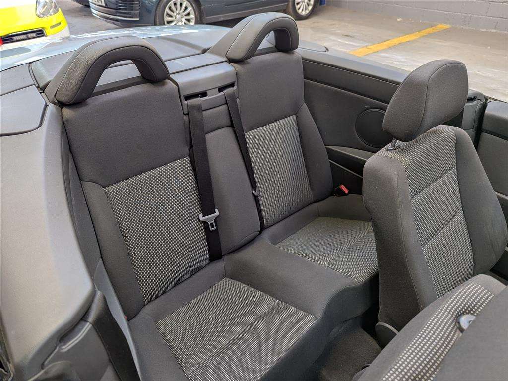 <p>2009 VAUXHALL ASTRA TWINTOP SPORT</p>