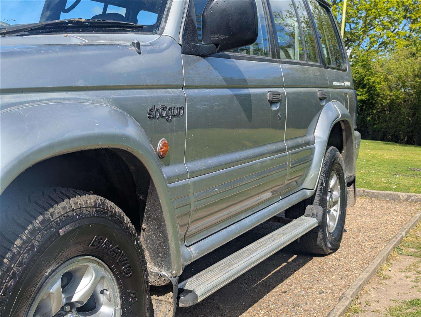 <p>1996 MITSUBISHI SHOGUN GLS LWB AUTO</p>