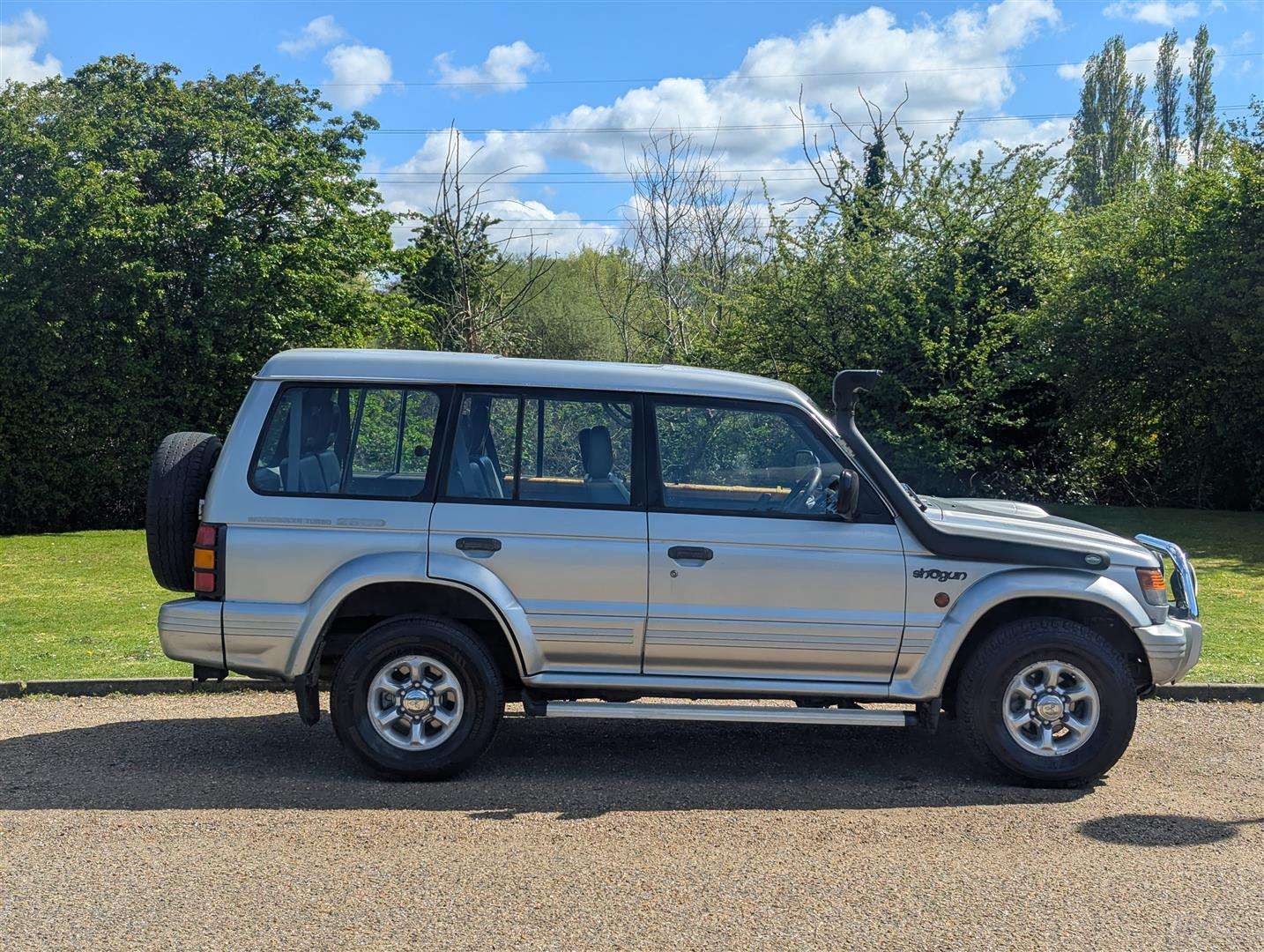 <p>1996 MITSUBISHI SHOGUN GLS LWB AUTO</p>