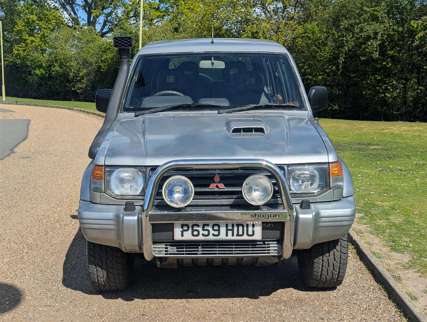 <p>1996 MITSUBISHI SHOGUN GLS LWB AUTO</p>