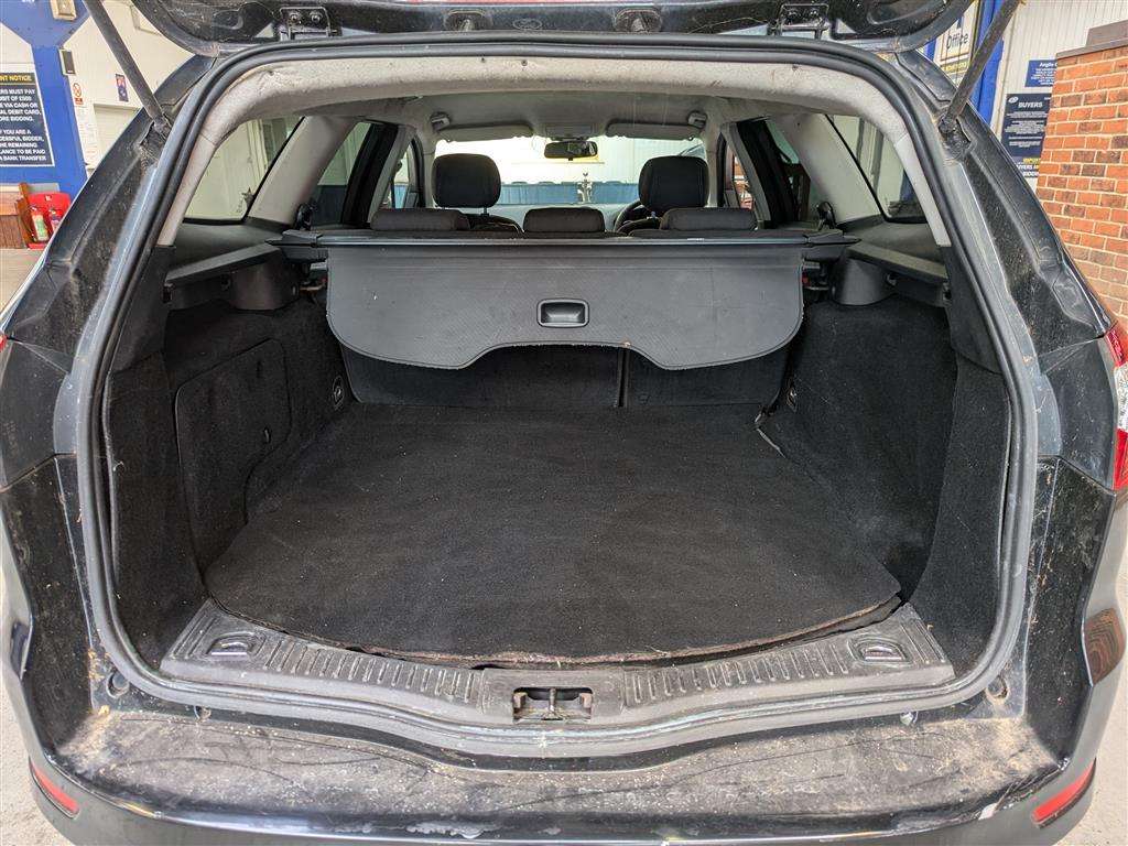 <p>2010 FORD MONDEO ZETEC TDCI 125</p>