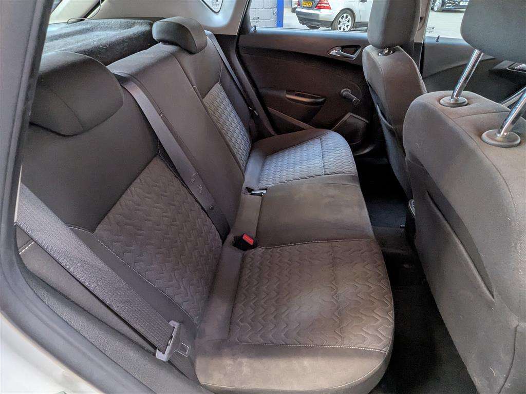 <p>2013 VAUXHALL ASTRA ENERGY</p>