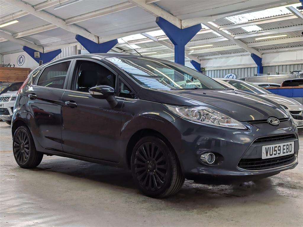<p>2009 FORD FIESTA TITANIUM 68 TDCI</p>