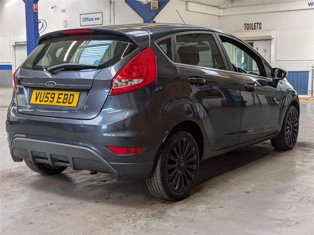 <p>2009 FORD FIESTA TITANIUM 68 TDCI</p>