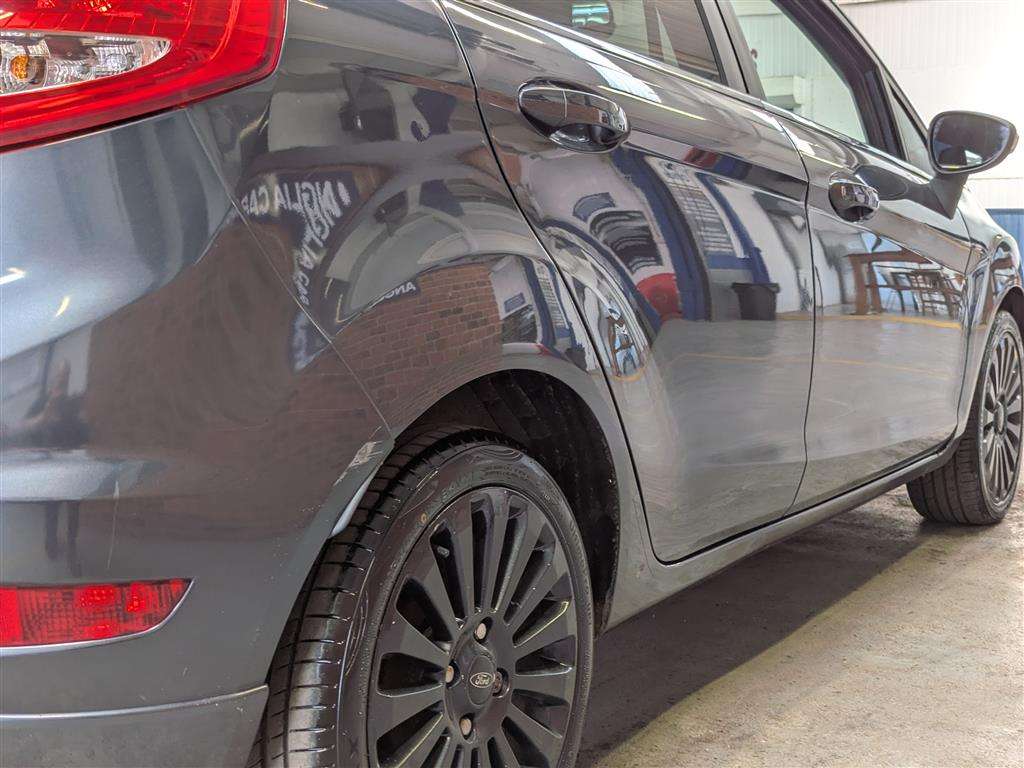 <p>2009 FORD FIESTA TITANIUM 68 TDCI</p>