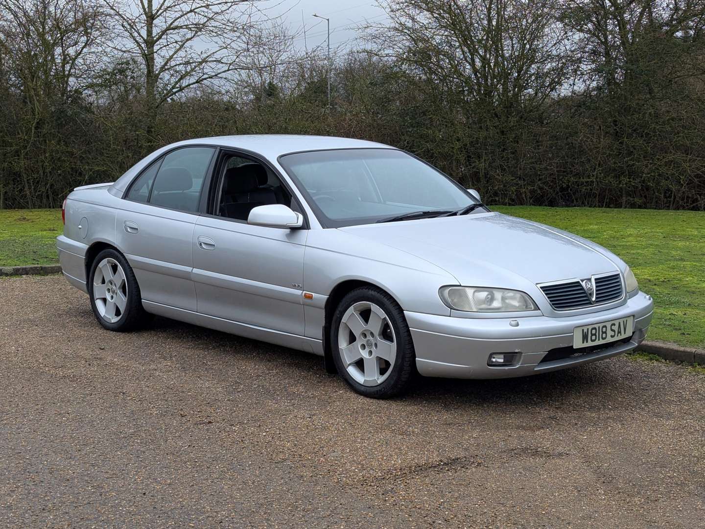 <p>2000 VAUXHALL OMEGA MV6 AUTO</p>