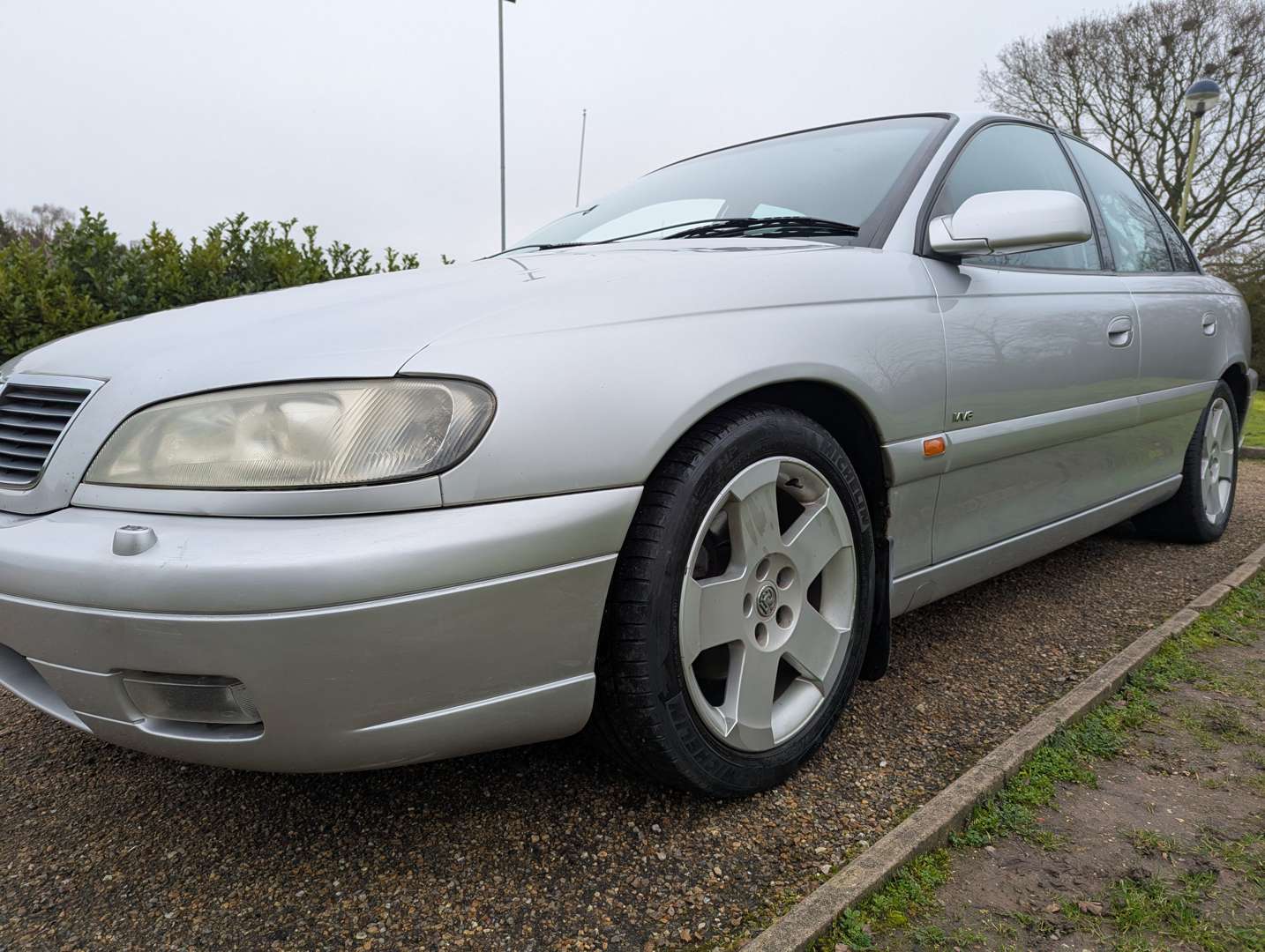 <p>2000 VAUXHALL OMEGA MV6 AUTO</p>