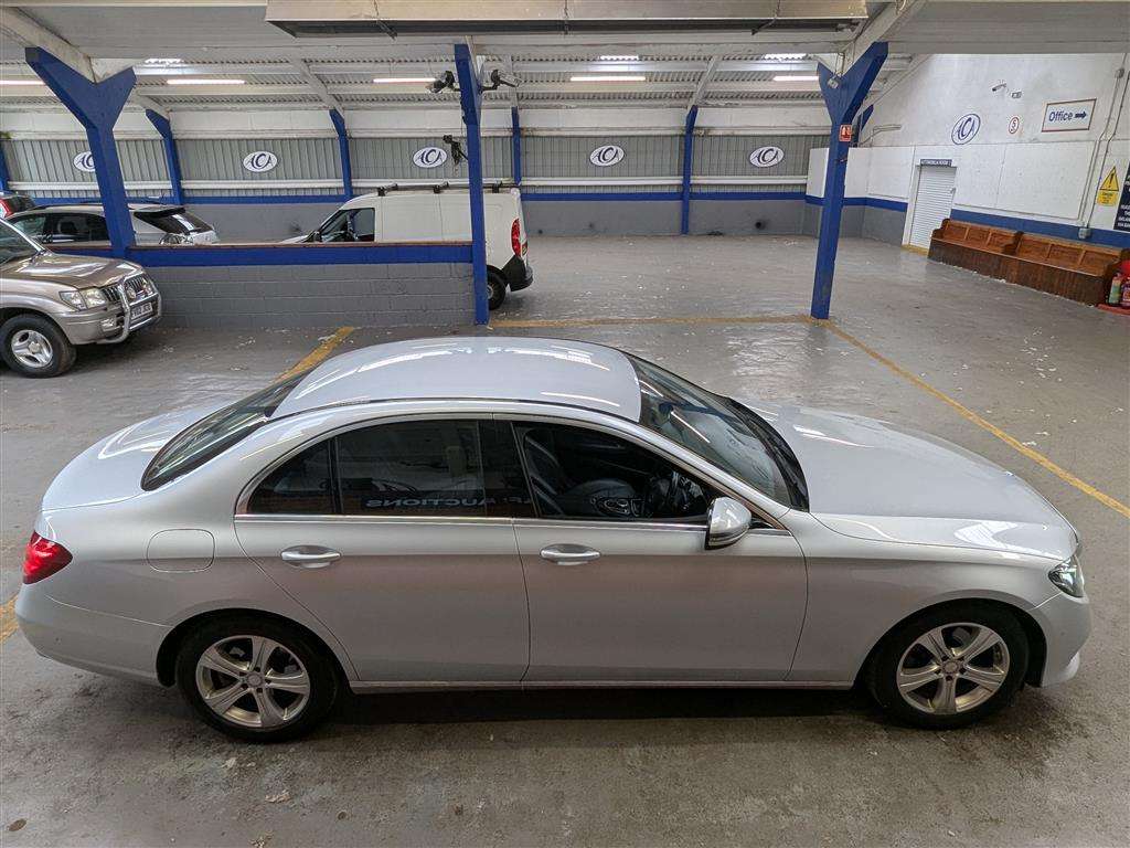 <p>2016 MERCEDES-BENZ E 220 D SE AUTO</p>