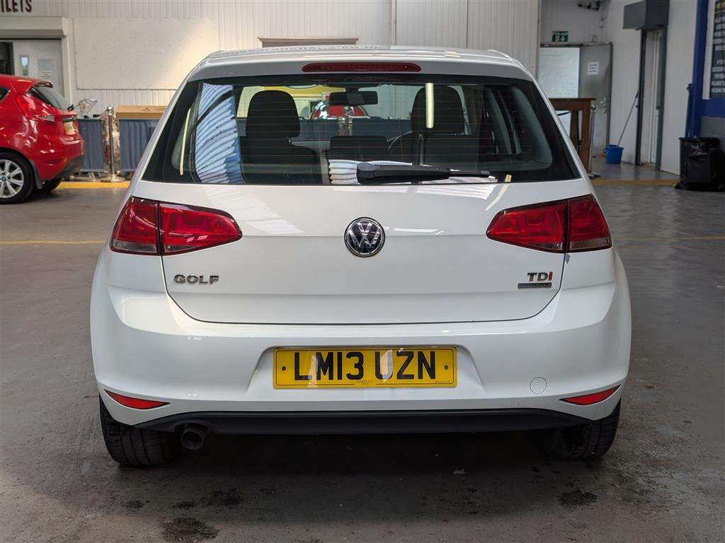 <p>2013 VOLKSWAGEN GOLF SE BLUEMOTION TECH T</p>