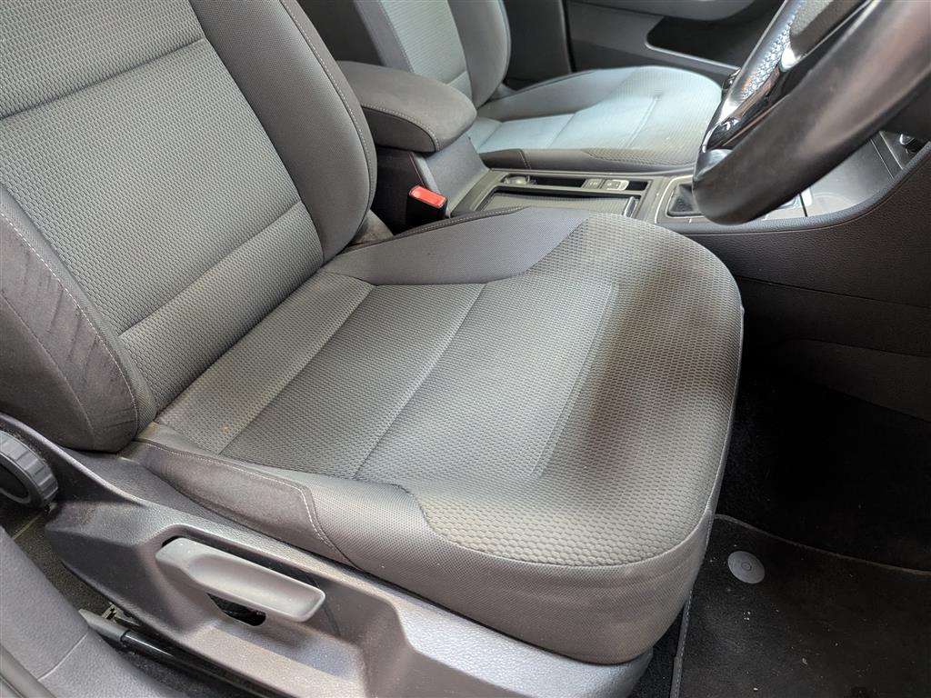 <p>2013 VOLKSWAGEN GOLF SE BLUEMOTION TECH T</p>