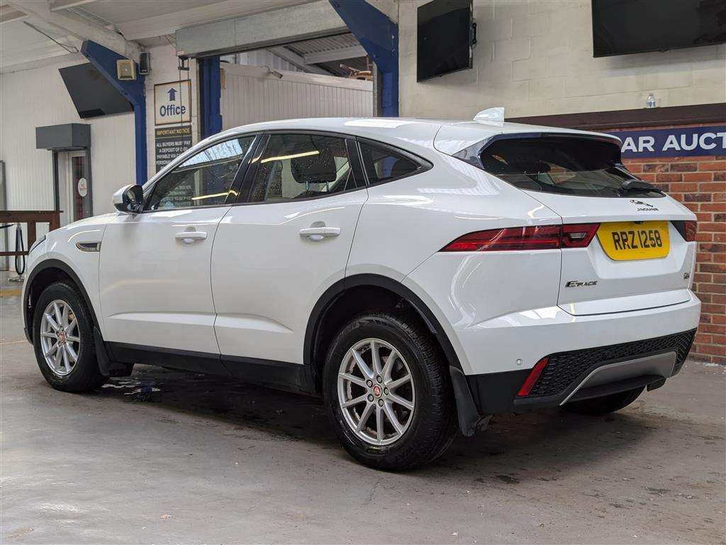 <p>2018 JAGUAR E-PACE D AWD AUTO</p>