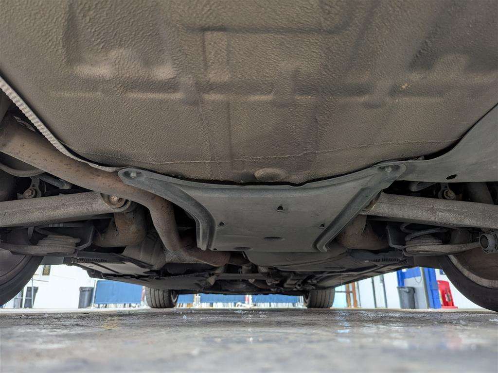 <p>2015 AUDI A4 SE TECHNIK TDI CVT</p>