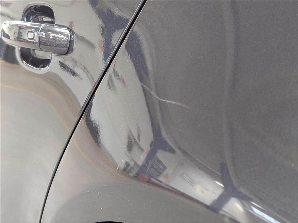 <p>2015 AUDI A4 SE TECHNIK TDI CVT</p>
