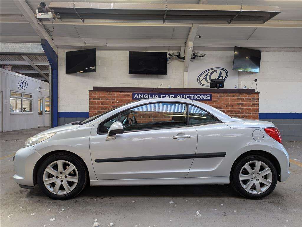<p>2007 PEUGEOT 207 SPORT CC AUTO</p>