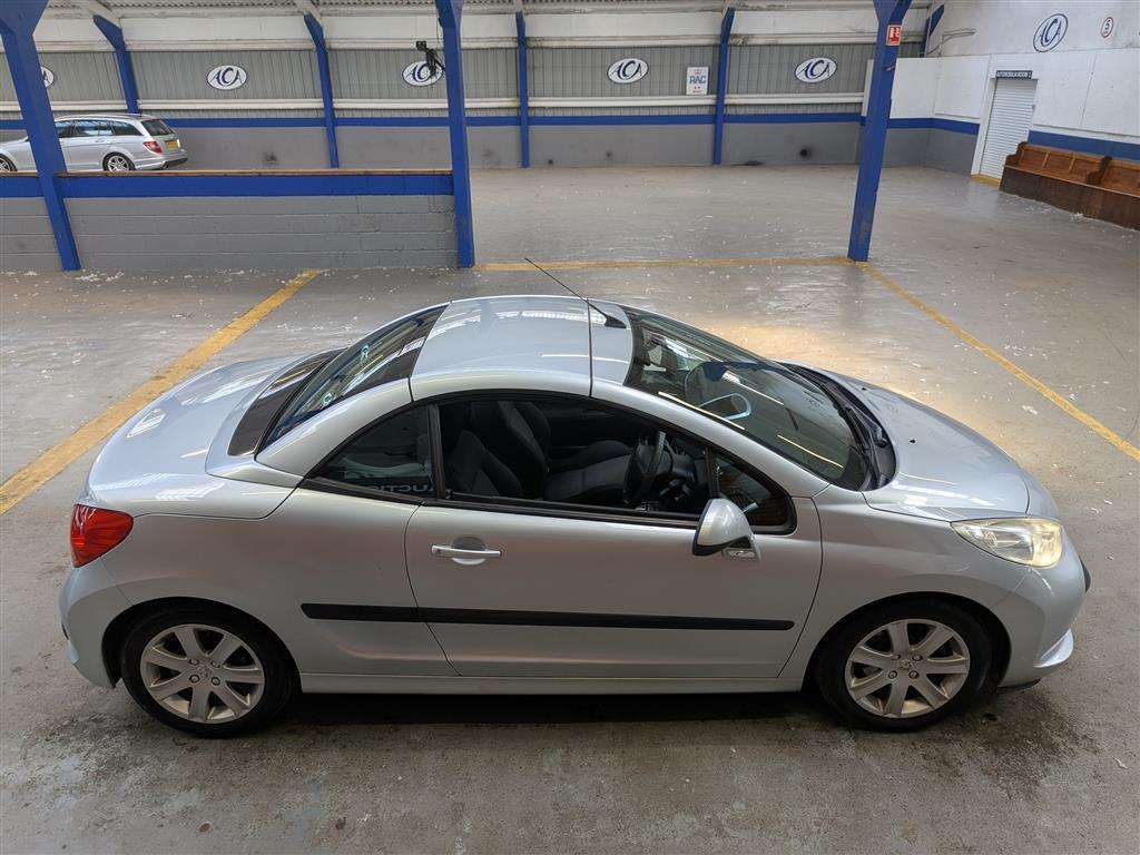 <p>2007 PEUGEOT 207 SPORT CC AUTO</p>
