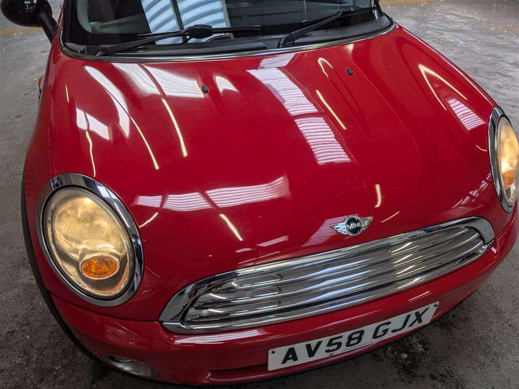 <p>2008 MINI ONE</p>